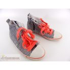 Next cipő dorkó 31-es méretben (UK12)