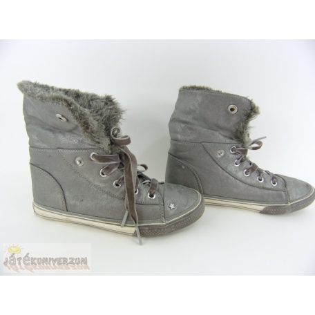 Next bokacipő Tündéres koll 33-34-es méretben (UK1)