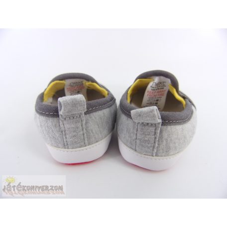 Next Disney babacipő 6-12 hónaposoknak