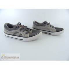 Mothercare bebújós cipő 25.5 méretben (UK8)