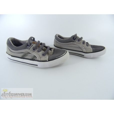 Mothercare bebújós cipő 25.5 méretben (UK8)