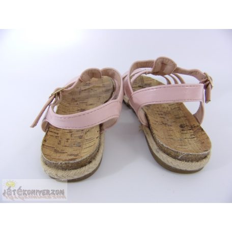 Matalan szandál 30-as méretben