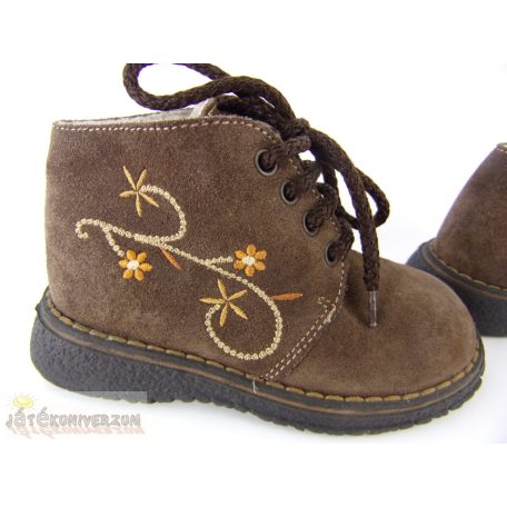 Melania velur bőrcipő 25-ös méretben