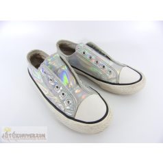 Next fényes színű cipő 33 méretben (UK1)