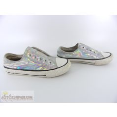 Next fényes színű cipő 33 méretben (UK1)