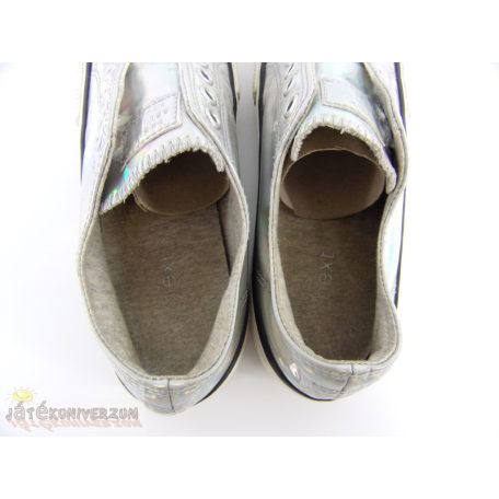 Next fényes színű cipő 33 méretben (UK1)