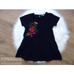 Zara fekete ruha 7 éveseknek (122cm)