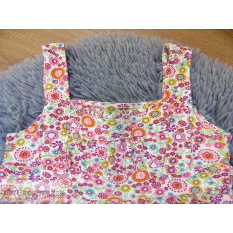 Next virágos felső 8 éveseknek (128cm)