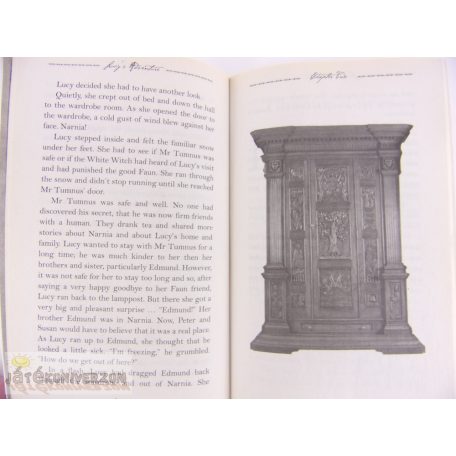 Narnia Lucys Adventure füzet szerű fantasy könyv