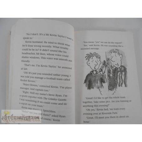 Alan Macdonald The Worst Team in the World angol nyelvű könyv