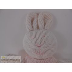 Kötött nyuszi figura