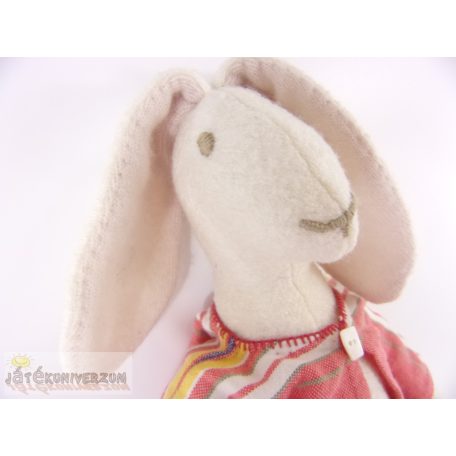 Nyuszi plüss figura
