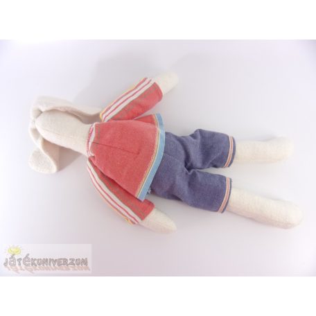 Nyuszi plüss figura