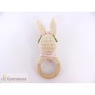 Kötött horgolt nyuszis csörgő