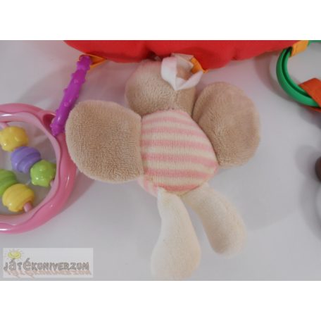 Pocakpárna játékokkal