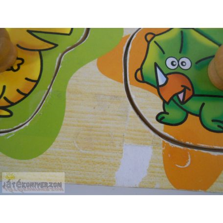 Dinoszauruszos puzzle fa formaillesztő játék