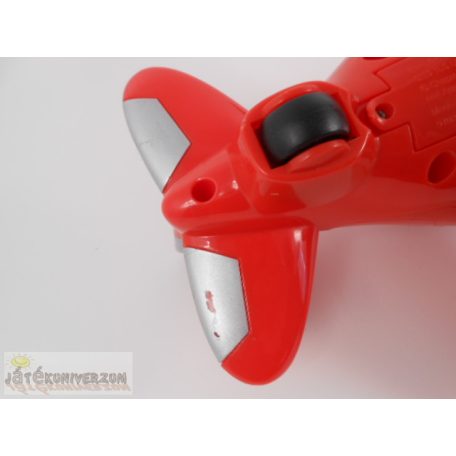 Chapman elemes hangot adó repülő figurával