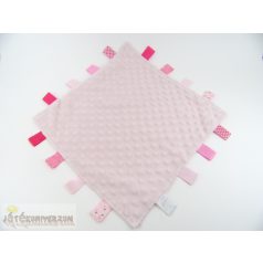 Szalaggal díszítet rongyi szundikendő alvókendő