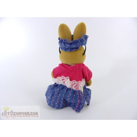 Sylvanian Families nyuszi figura