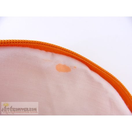 Macis tároló plüss figura