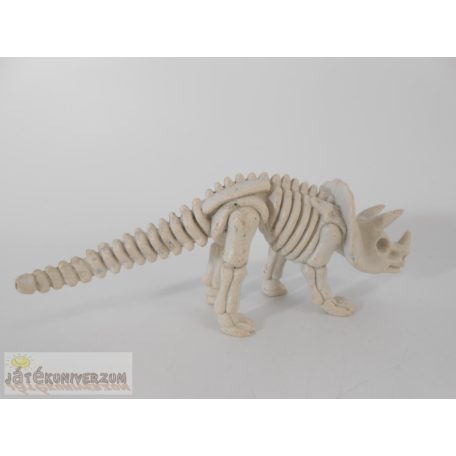 Triceratops dinoszaurusz csontváz figura